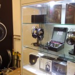 AKG_003